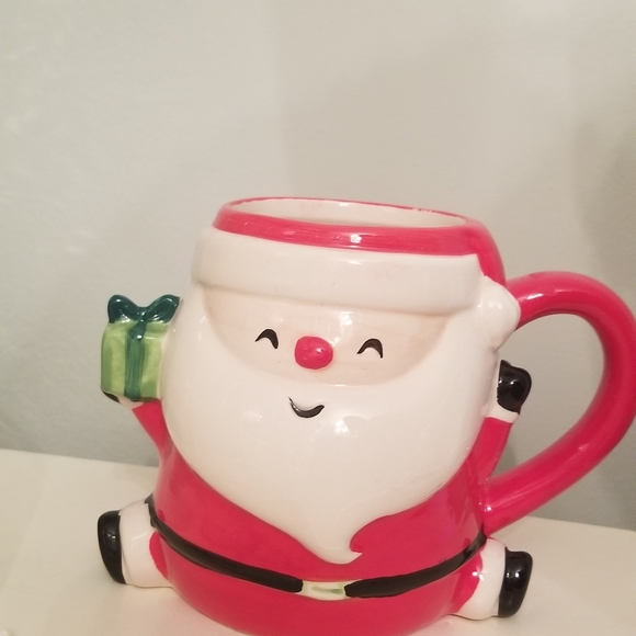 Ceramic Santa Mug - Picture 1 of 2